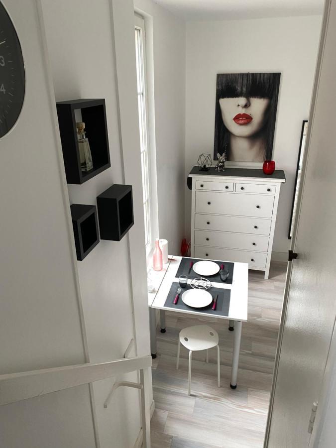 Studio Au Coeur De 그랑빌 외부 사진